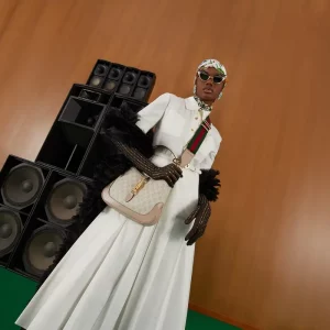 678843UULAG9682_White_Center_0_0_800x800_3