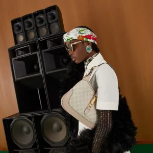 678843UULAG9682_White_Center_0_0_800x800_4