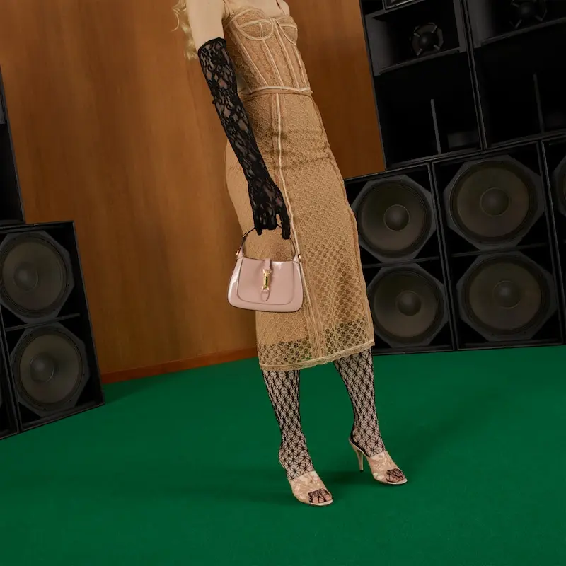 6996511J7CG8162_White_Center_0_0_800x800_3