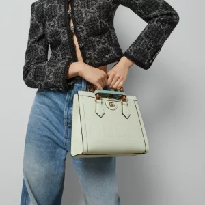 702721FACPO3442_White_Center_0_0_800x800_3 702721FACPO3442_White_Center_0_0_800x800_3