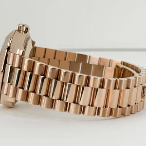 rolex-datejust-31-lady-midsize-rose-gold-chocolate-diamond-dial-fluted-bezel-president-bracelet-278275-319360_1024x1024@2x