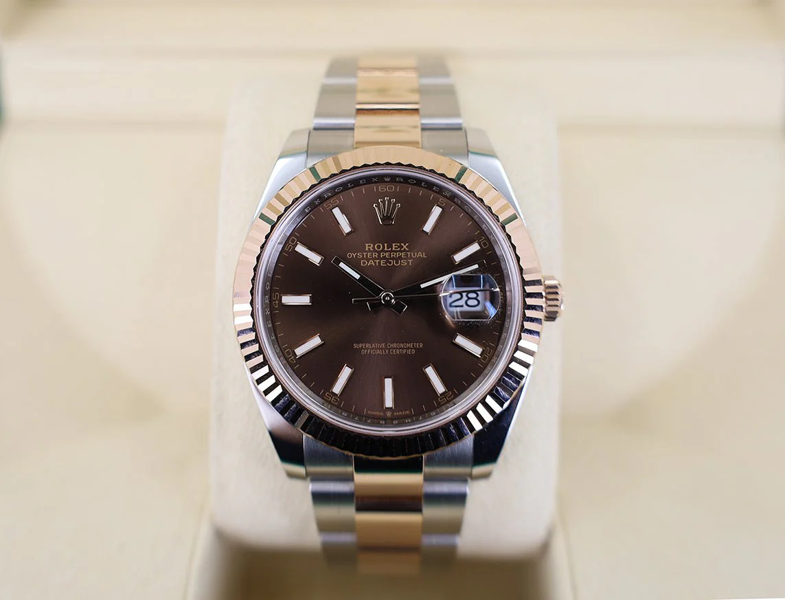 rolex-datejust-41-rose-goldsteel-chocolate-index-dial-fluted-bezel-oyster-bracelet-126331-409761_1024x1024@2x