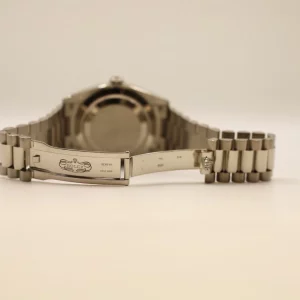 rolex-day-date-40-white-gold-blue-roman-dial-fluted-bezel-president-bracelet-228239-507514_1024x1024@2x