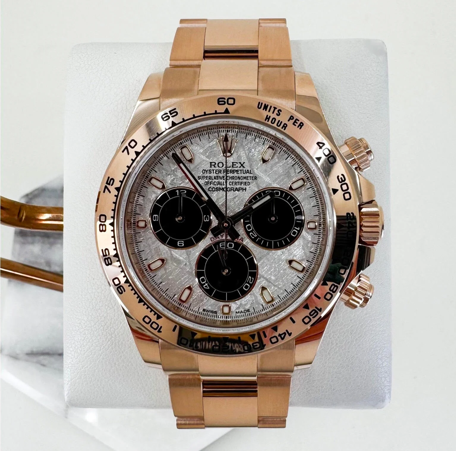 rolex-daytona-rose-gold-meteorite-and-black-subdials-dial-index-dial-gold-bezel-oyster-bracelet-116505-436234_1024x1024@2x