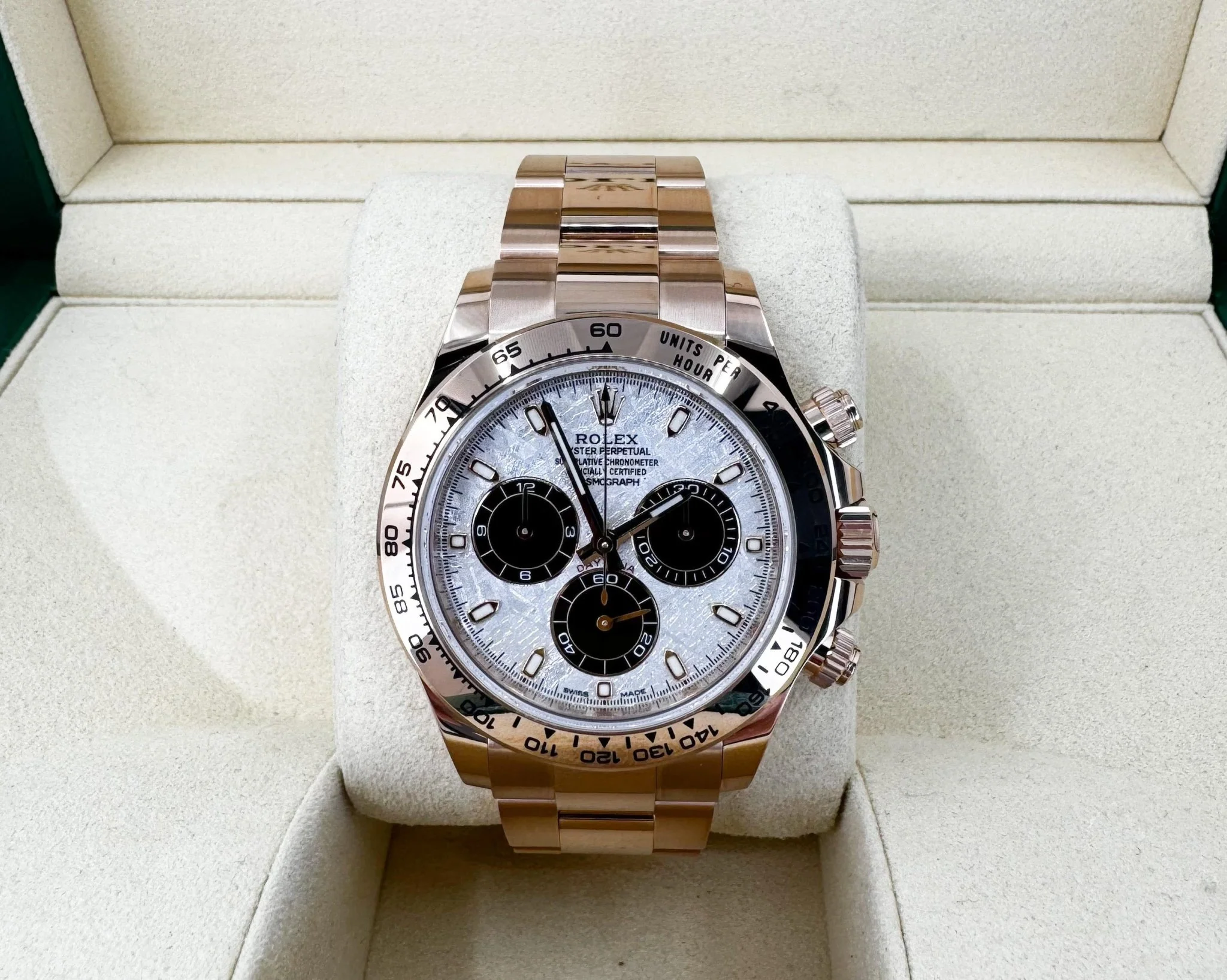 rolex-daytona-rose-gold-meteorite-and-black-subdials-dial-index-dial-gold-bezel-oyster-bracelet-116505-902596_1024x1024@2x