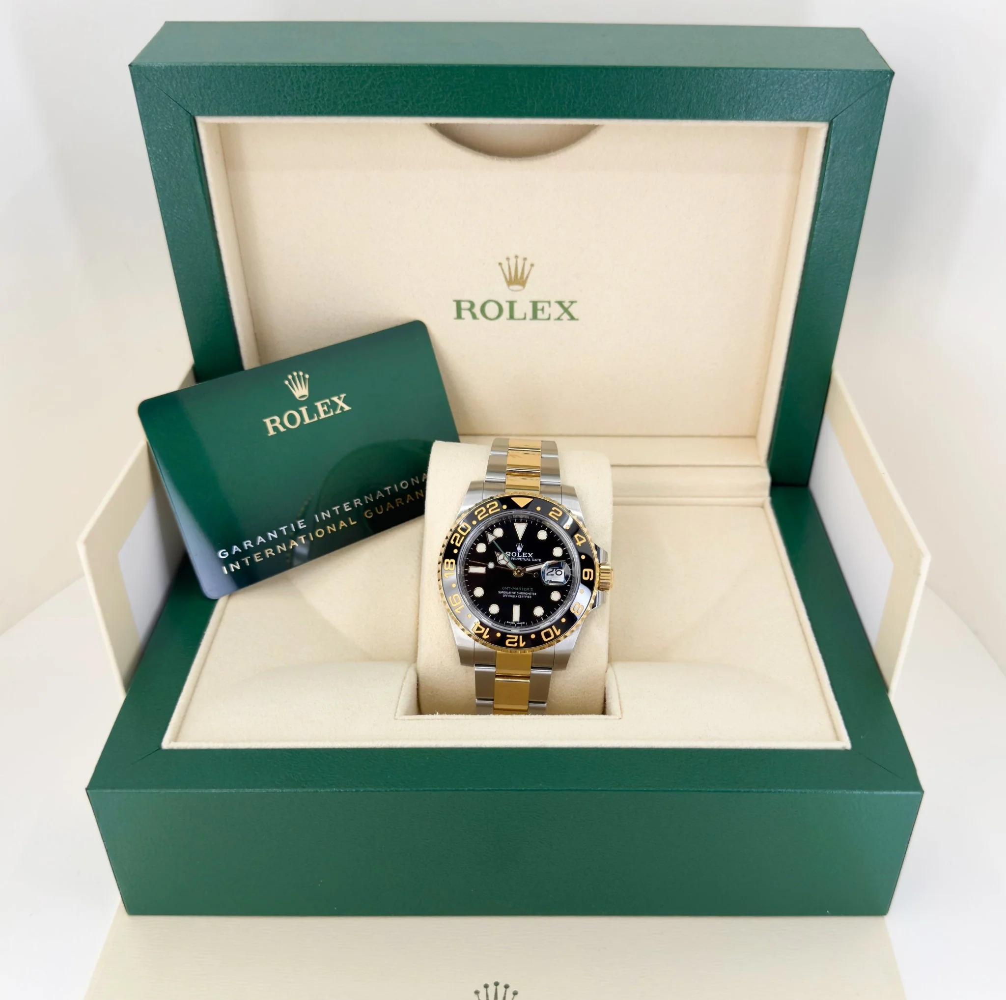 rolex-gmt-master-ii-yellow-goldsteel-black-dial-ceramic-bezel-oyster-bracelet-116713ln-316476_1024x1024@2x