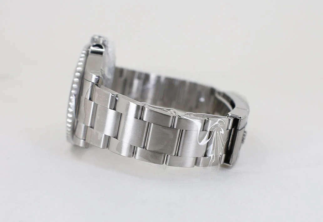 rolex-steel-submariner-date-watch-black-bezel-black-dial-2020-release-126610ln-639584_1024x1024@2x