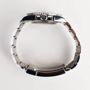 rolex-submariner-date-stainless-steel-black-dial-ceramic-bezel-oyster-bracelet-116610ln-137685_1024x1024@2x