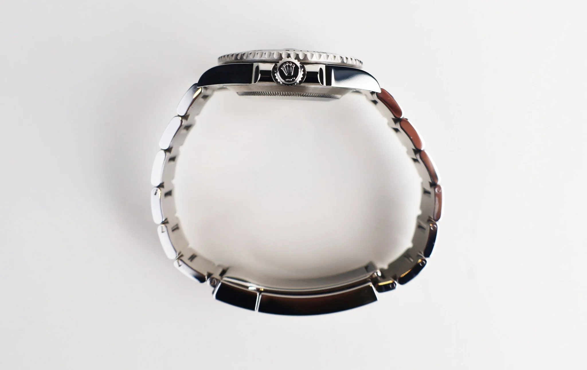 rolex-submariner-date-stainless-steel-black-dial-ceramic-bezel-oyster-bracelet-116610ln-137685_1024x1024@2x