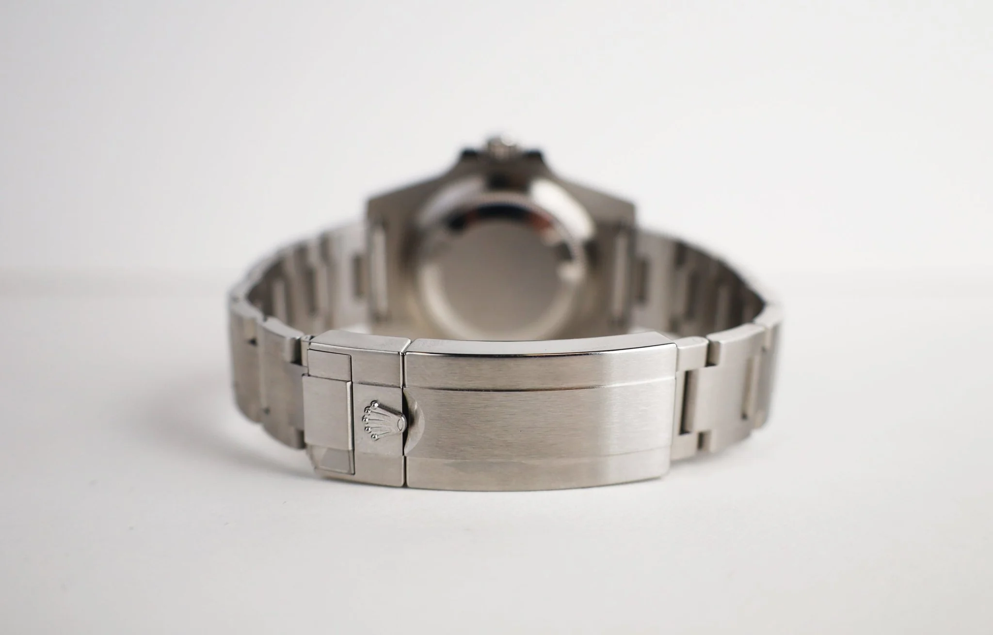 rolex-submariner-date-stainless-steel-black-dial-ceramic-bezel-oyster-bracelet-116610ln-290489_1024x1024@2x