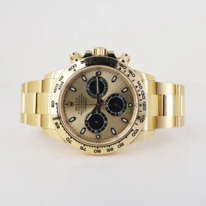 rolex-yellow-gold-cosmograph-daytona-40-watch-champagne-and-index-dial-116508-chbki-729044_1024x1024@2x