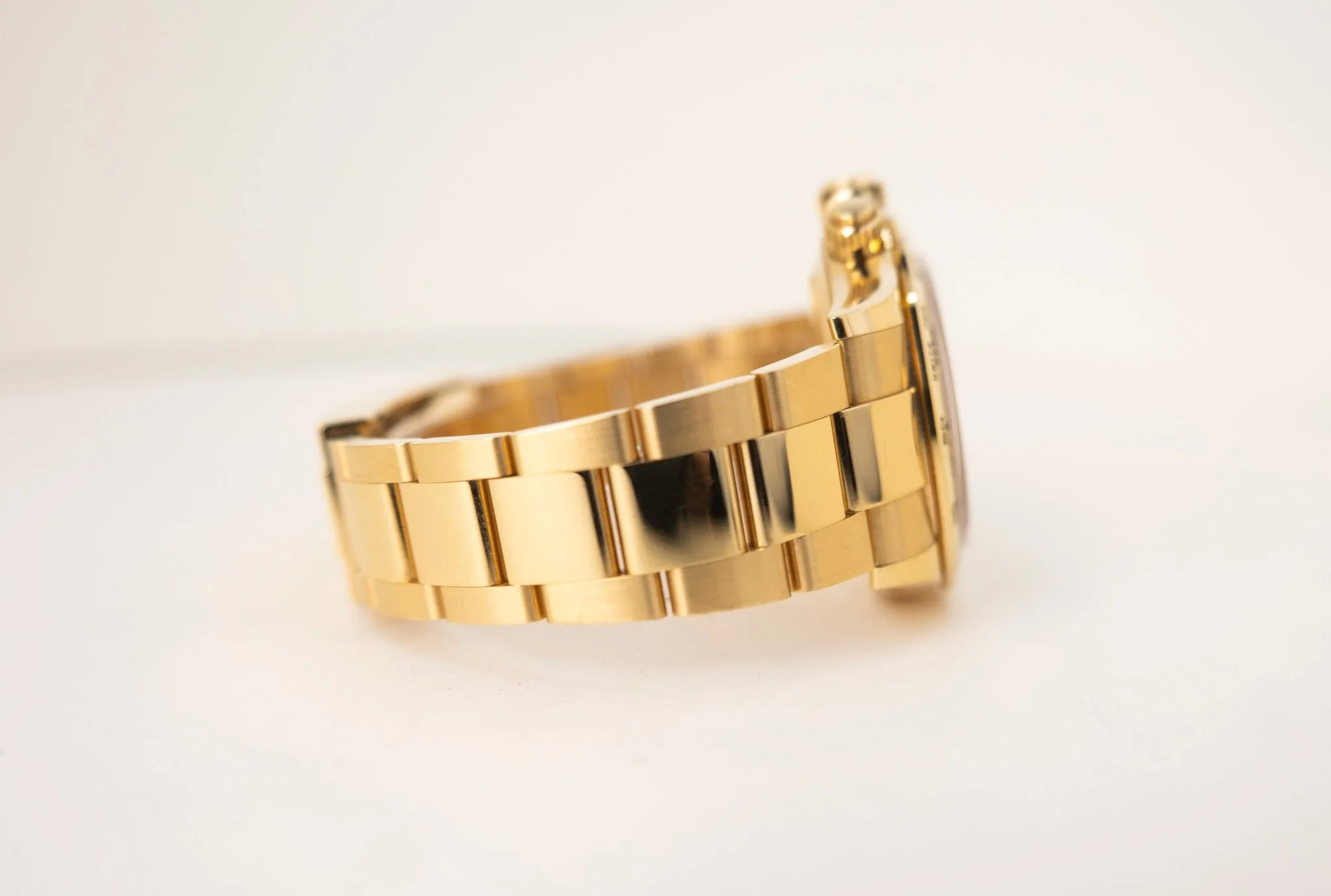 rolex-yellow-gold-cosmograph-daytona-40-watch-green-stick-dial-116508-gri-568457_1024x1024@2x