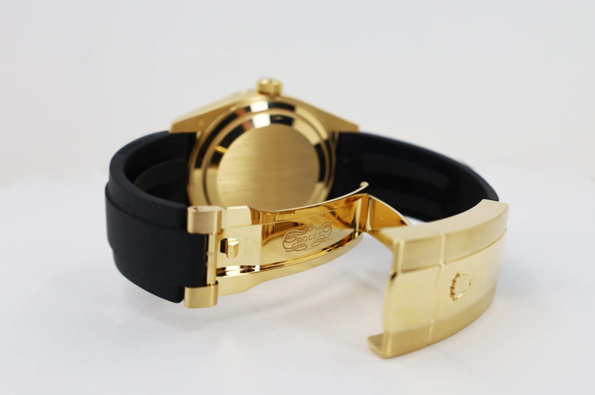 rolex-yellow-gold-sky-dweller-watch-black-index-dial-oysterflex-bracelet-2020-release-326238-bki-684122_1024x1024@2x